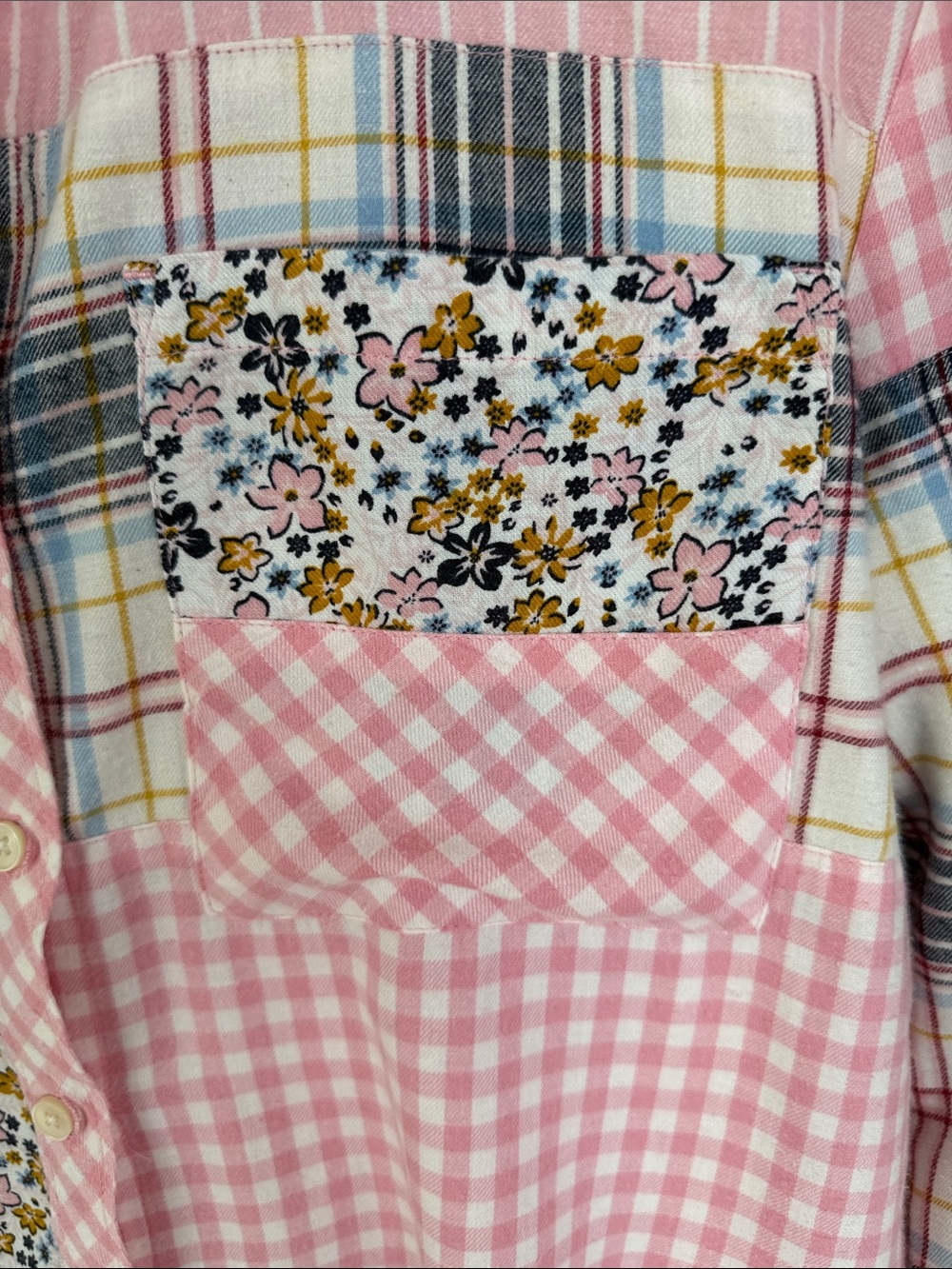 Flannel patchwork button down - Picture 3 of 9